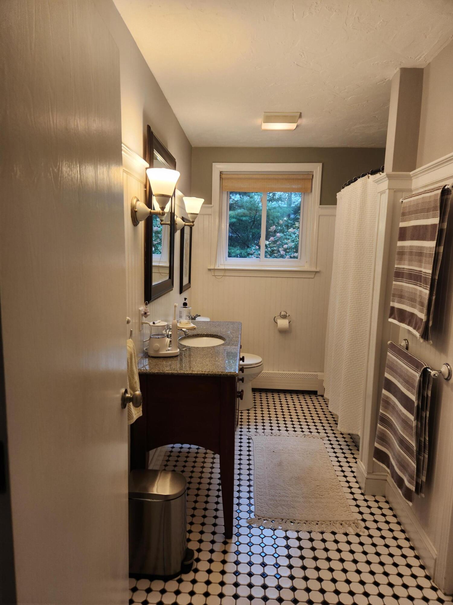 10 Howard Avenue Bourne MA 02553