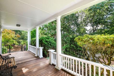 222 Sippewissett Road Falmouth MA 02540