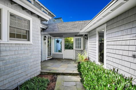 222 Sippewissett Road Falmouth MA 02540