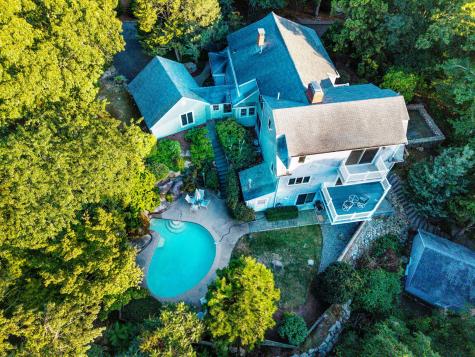 222 Sippewissett Road Falmouth MA 02540