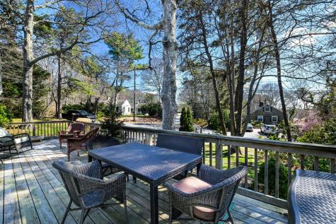 33 Lorraine Road Falmouth MA 02536