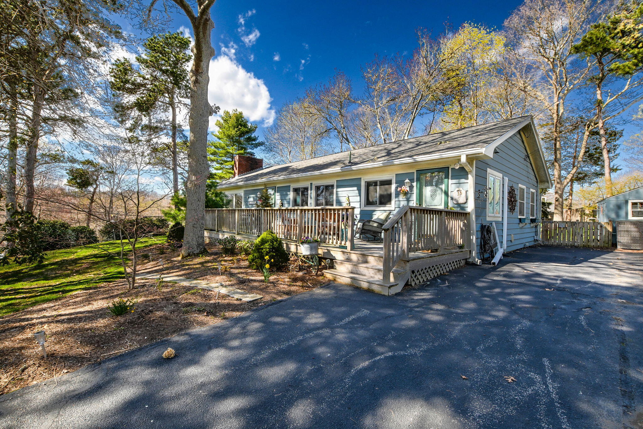 33 Lorraine Road Falmouth MA 02536