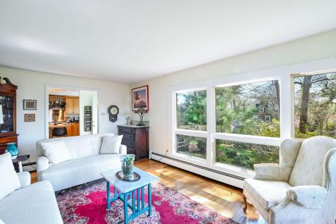 33 Lorraine Road Falmouth MA 02536