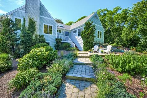 95 Chequessett Neck Road Wellfleet MA 02667