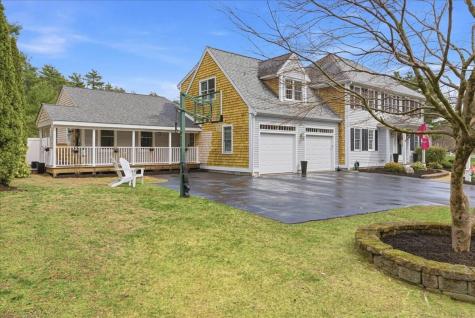 2 Commons Drive Carver MA 02330