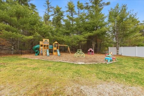 2 Commons Drive Carver MA 02330