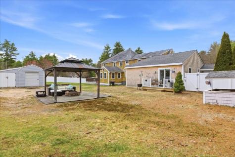 2 Commons Drive Carver MA 02330