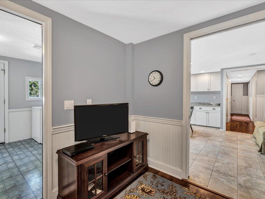 1309 Shootflying Hill Road Barnstable MA 02632