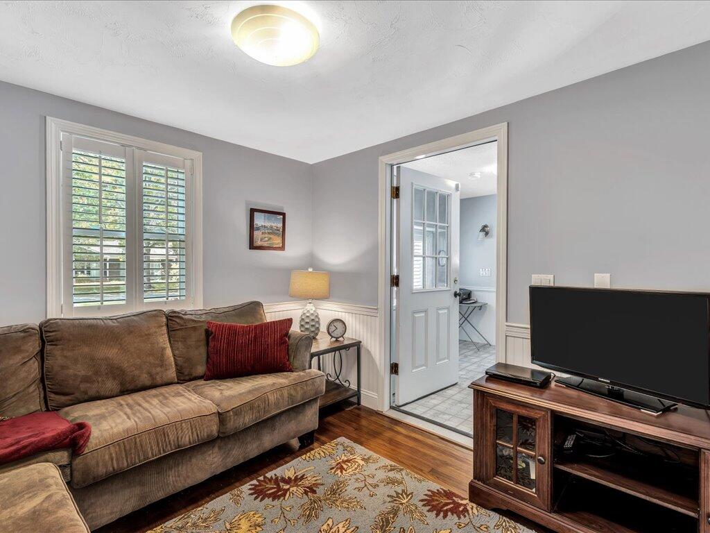 1309 Shootflying Hill Road Barnstable MA 02632