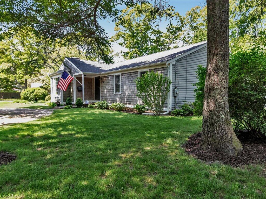 1309 Shootflying Hill Road Barnstable MA 02632