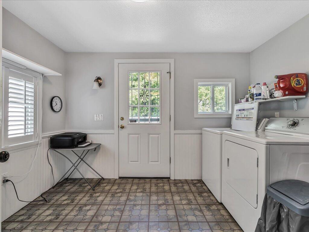 1309 Shootflying Hill Road Barnstable MA 02632