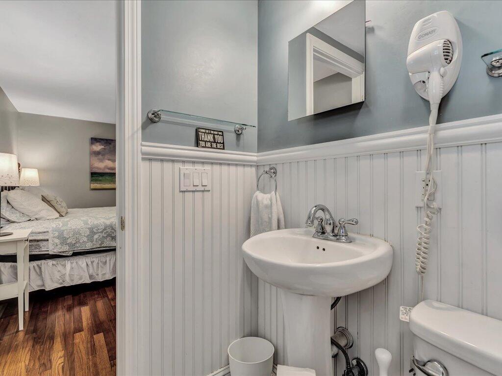 1309 Shootflying Hill Road Barnstable MA 02632