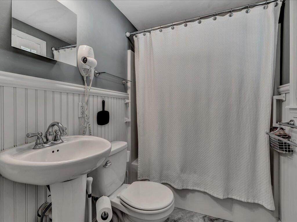 1309 Shootflying Hill Road Barnstable MA 02632