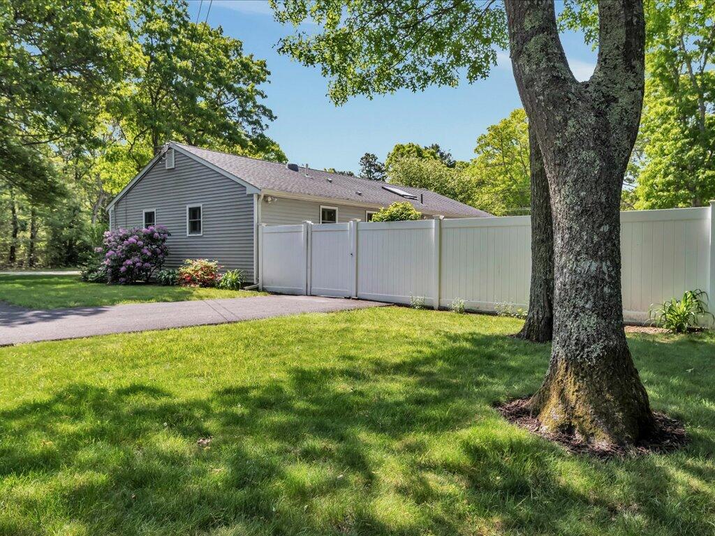 1309 Shootflying Hill Road Barnstable MA 02632