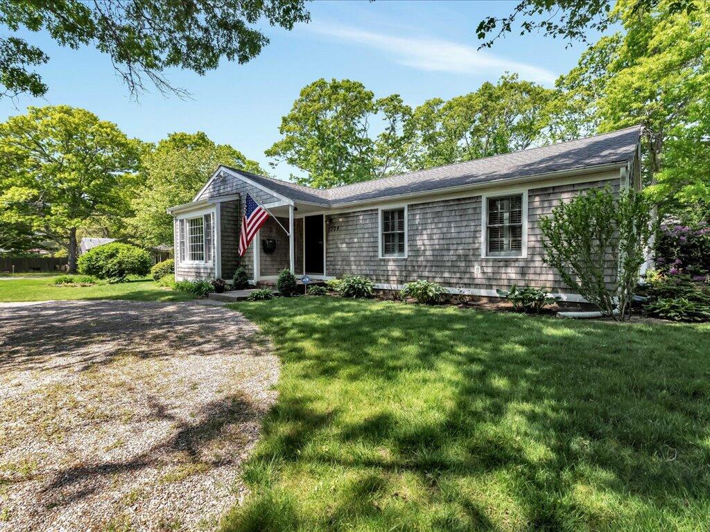 1309 Shootflying Hill Road Barnstable MA 02632