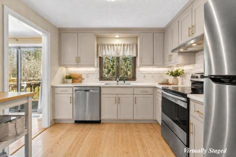 5 Maple Lane Brewster MA 02631