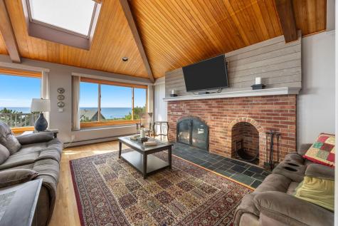 52 Corn Hill Road Truro MA 02666