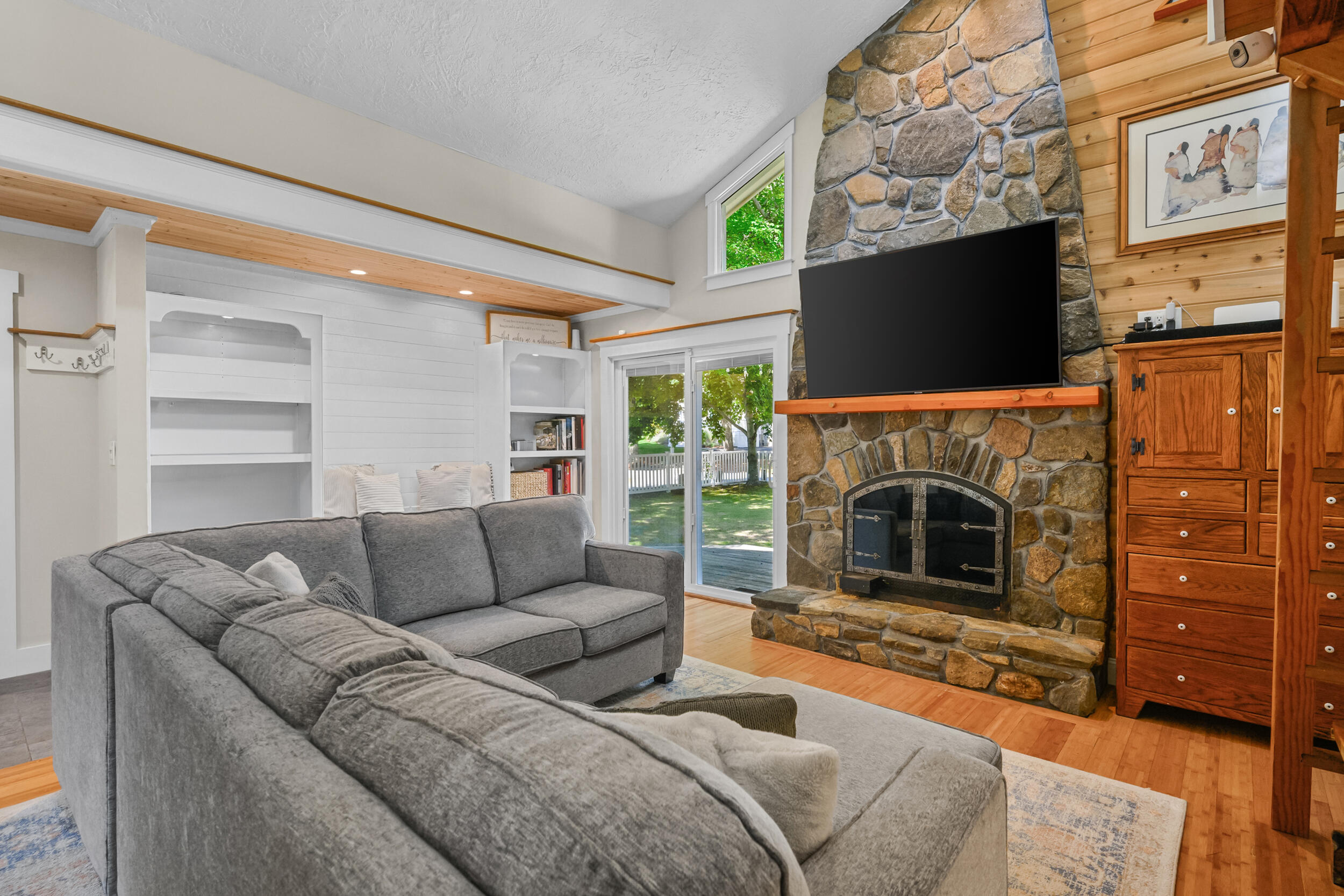 6 Cedar Street Cotuit MA 02635