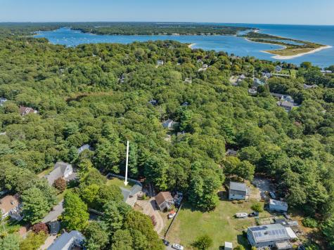 6 Cedar Street Barnstable MA 02635