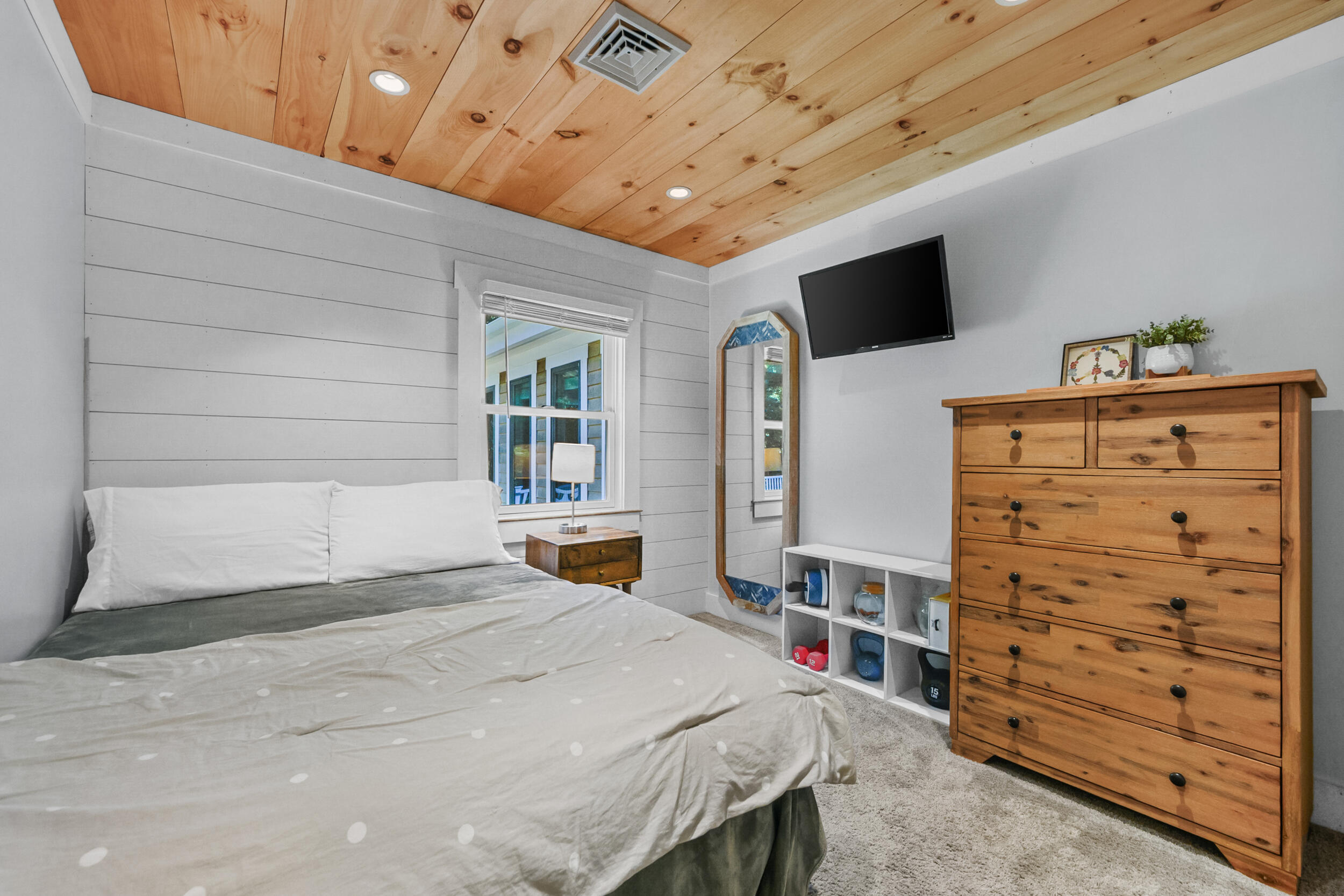 6 Cedar Street Cotuit MA 02635