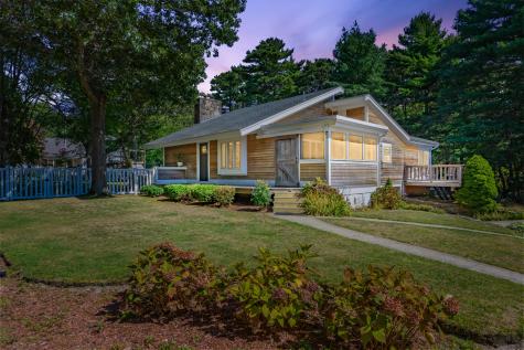 6 Cedar Street Barnstable MA 02635