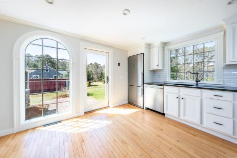 45 Old Phinney's Lane Barnstable MA 02630