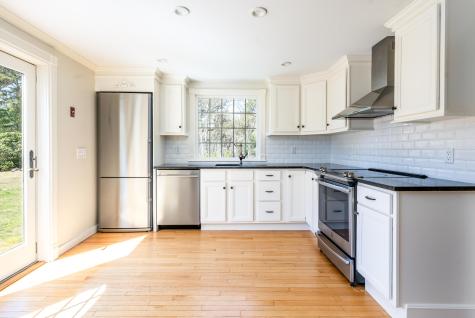 45 Old Phinney's Lane Barnstable MA 02630