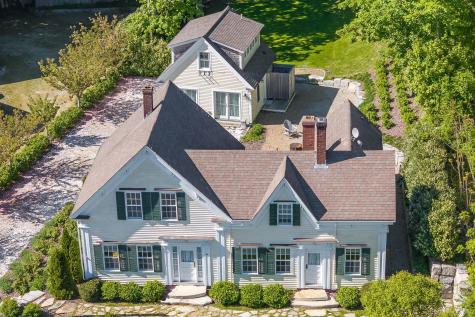 10 Bank Street Wellfleet MA 02667