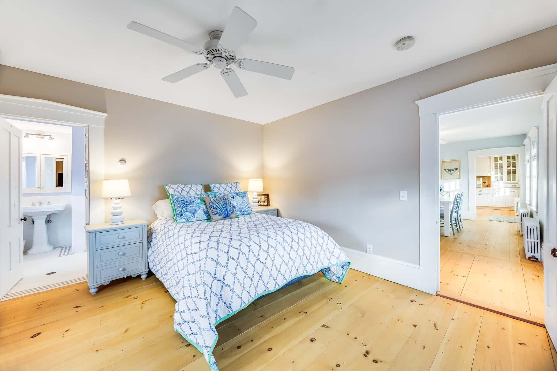10 Bank Street Wellfleet MA 02667