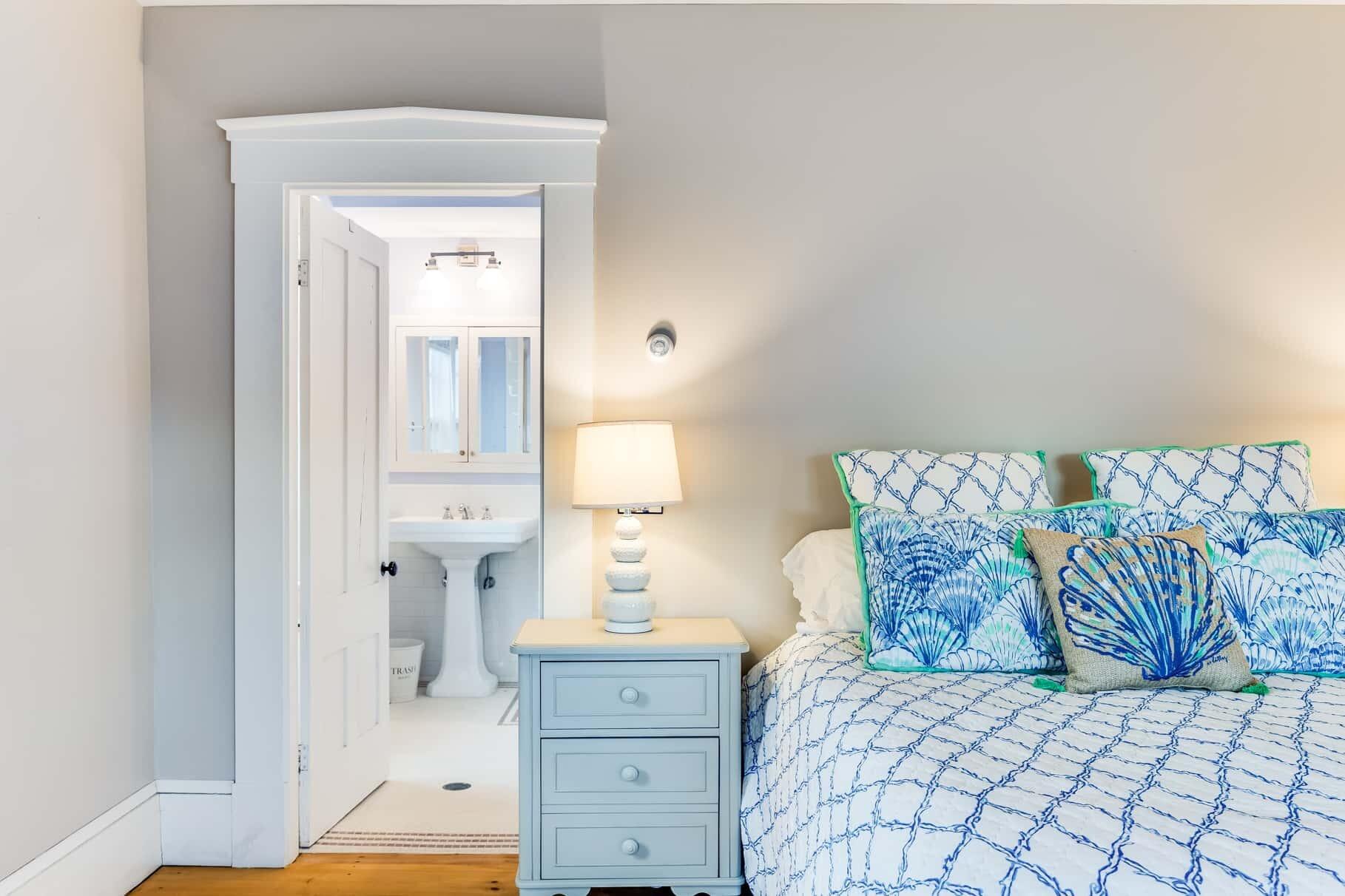 10 Bank Street Wellfleet MA 02667