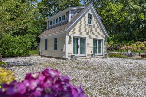 10 Bank Street Wellfleet MA 02667