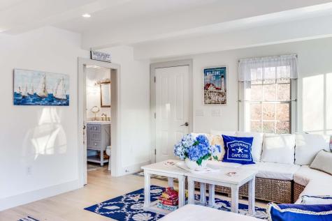 10 Bank Street Wellfleet MA 02667