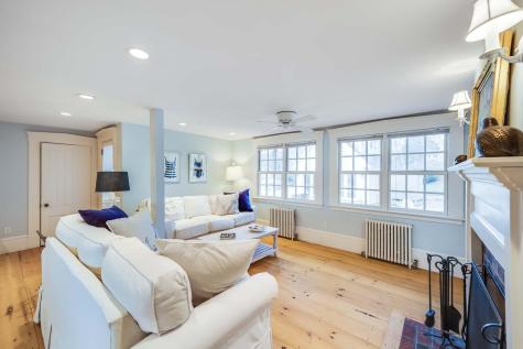 10 Bank Street Wellfleet MA 02667