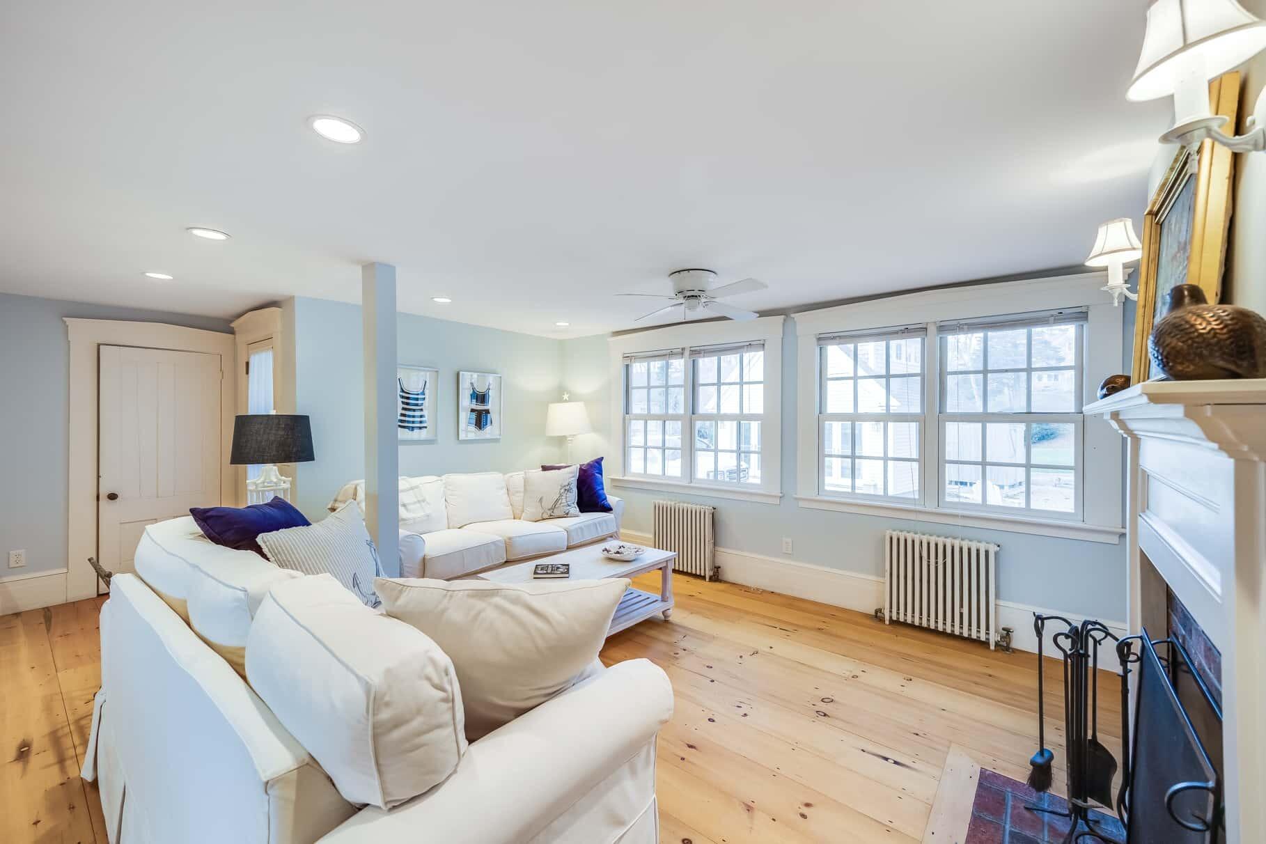 10 Bank Street Wellfleet MA 02667