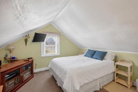 69 Spring Street Barnstable MA 02601