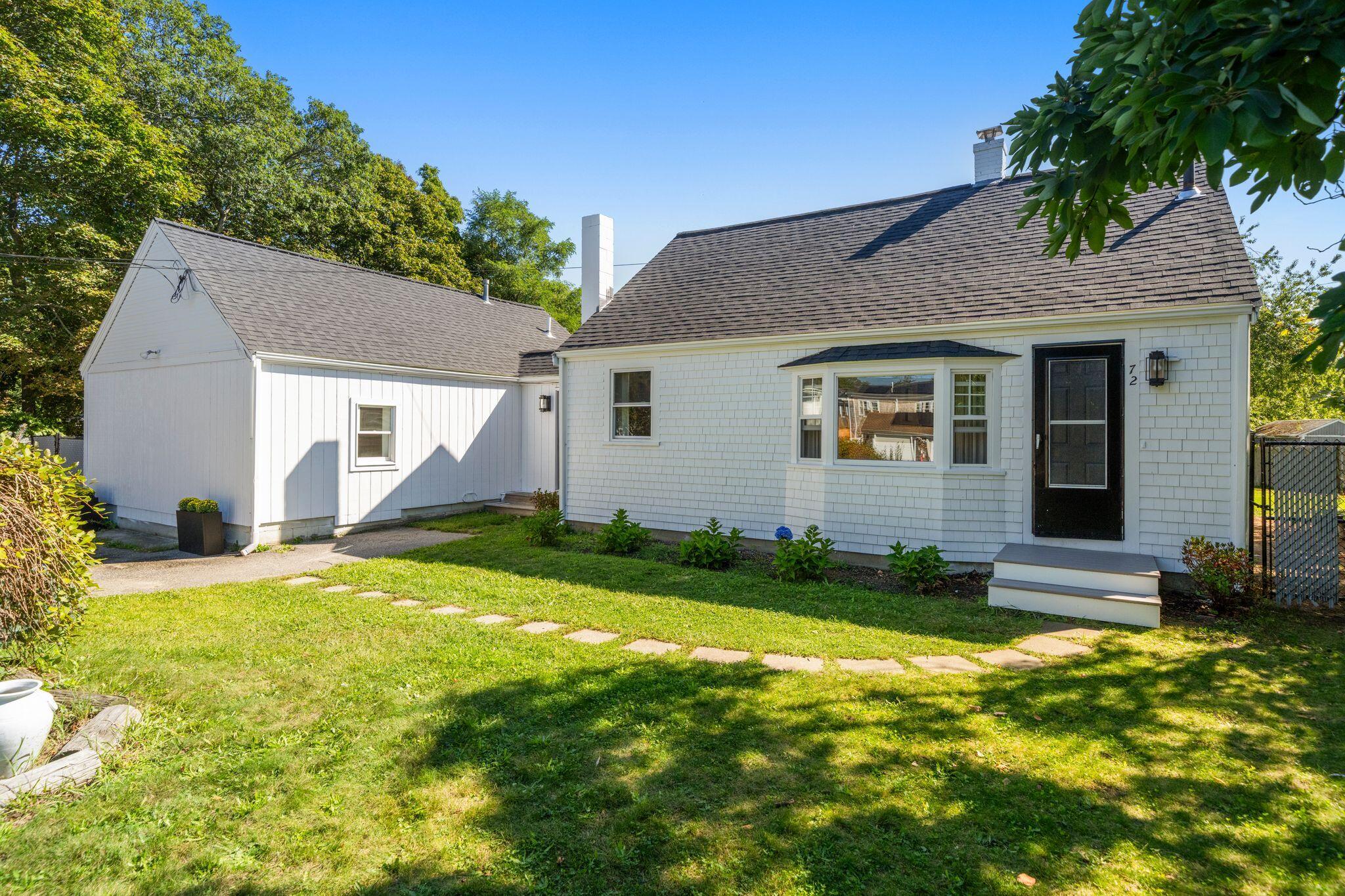 72 Grove Street Hyannis MA 02601