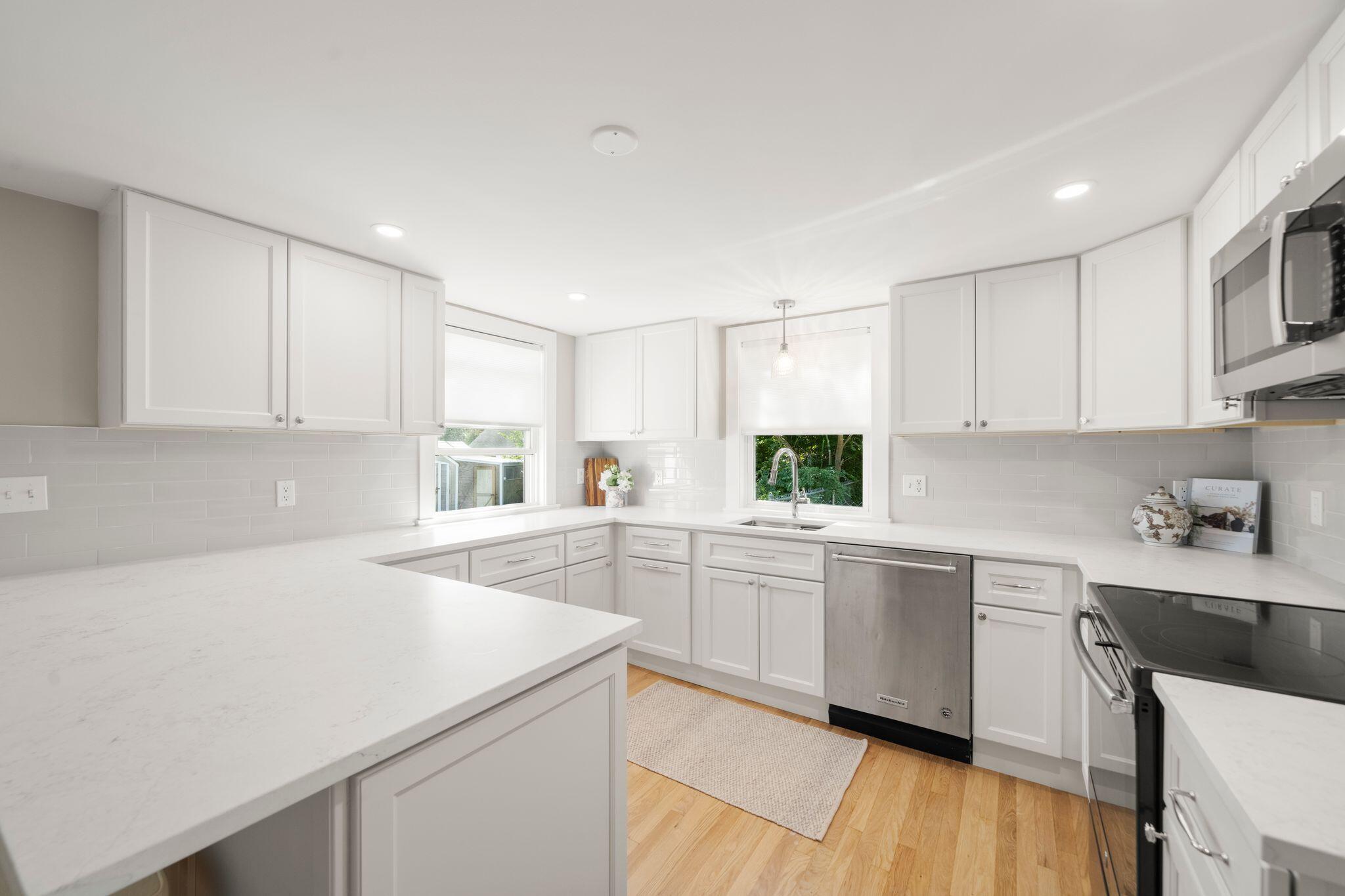 72 Grove Street Hyannis MA 02601