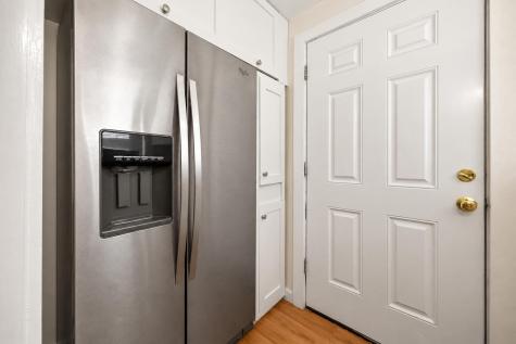 72 Grove Street Hyannis MA 02601