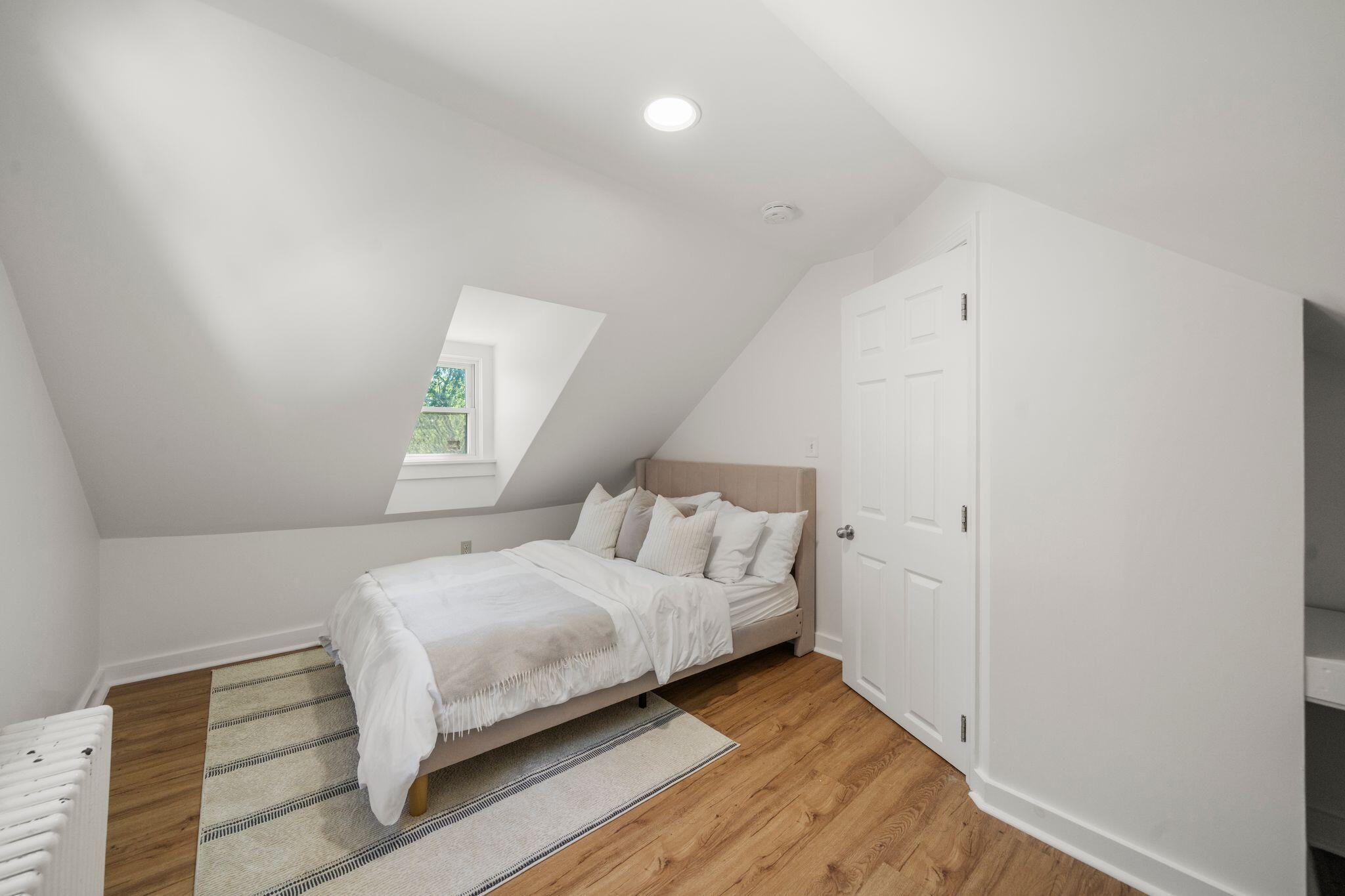72 Grove Street Hyannis MA 02601