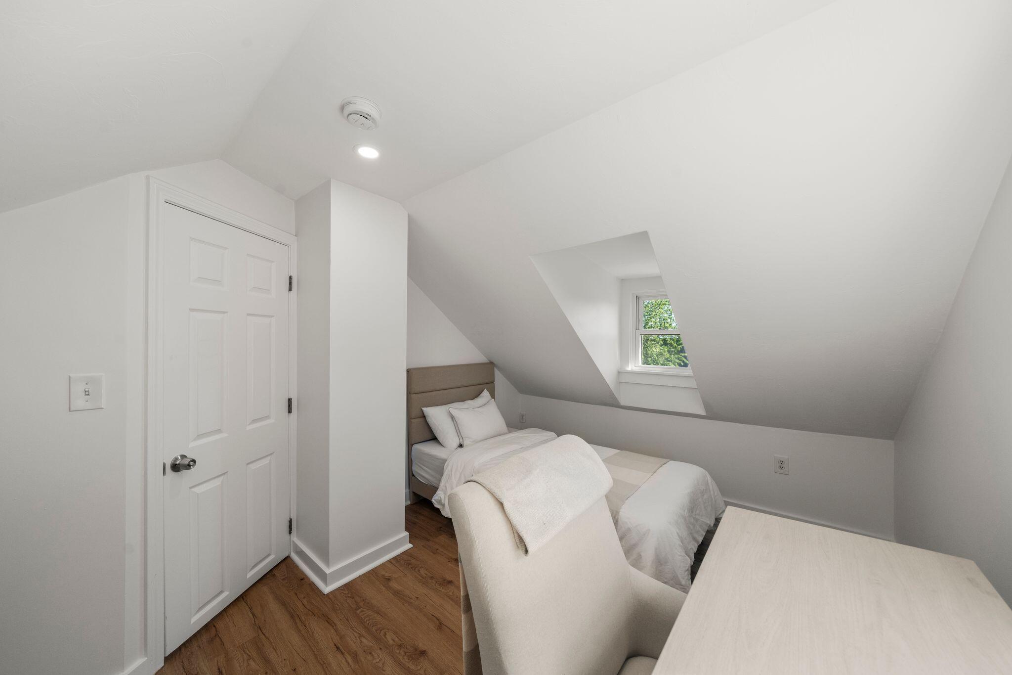 72 Grove Street Hyannis MA 02601