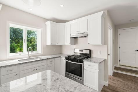 72 Grove Street Hyannis MA 02601