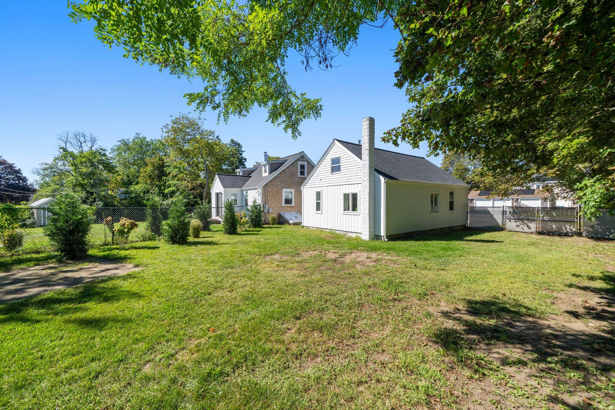 72 Grove Street Hyannis MA 02601