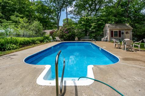 14 Oxner Road MA 02632
