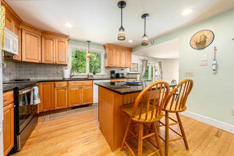 14 Oxner Road MA 02632