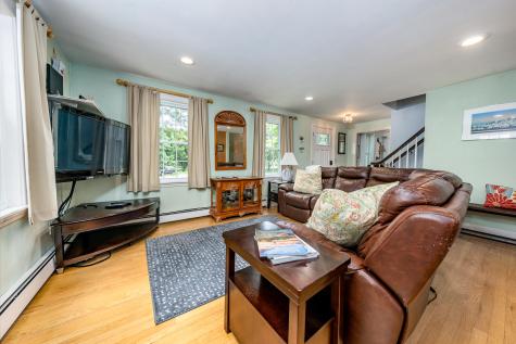 14 Oxner Road MA 02632