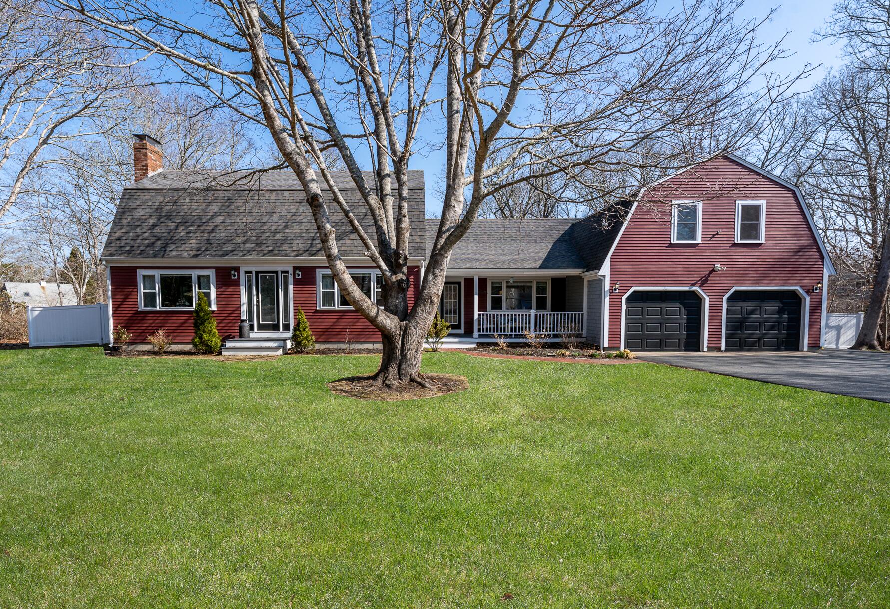 9 Avon Drive Sandwich MA 02563