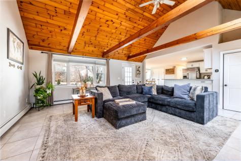 9 Avon Drive Sandwich MA 02563