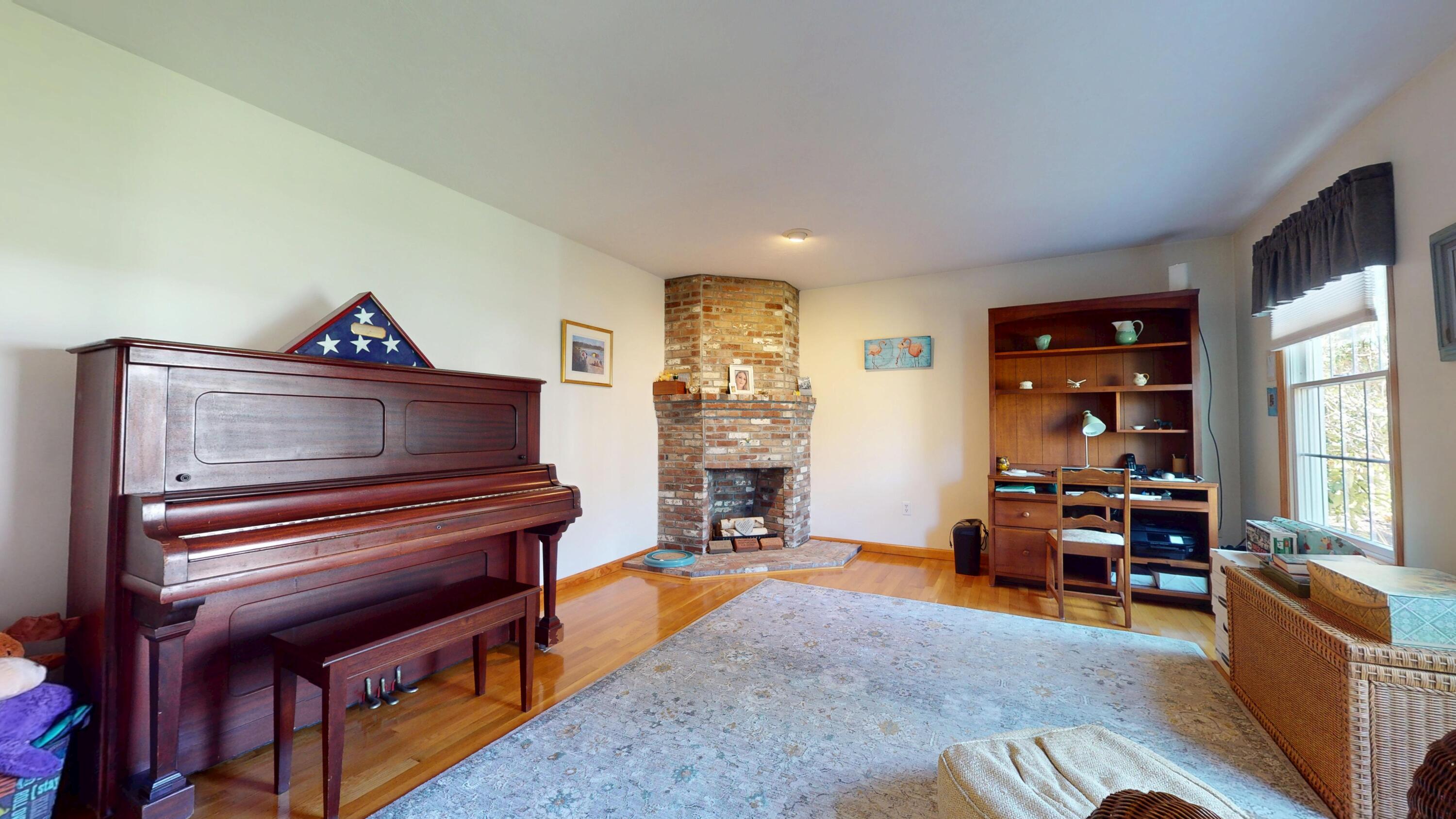 12 Gordon Lane Yarmouth MA 02675