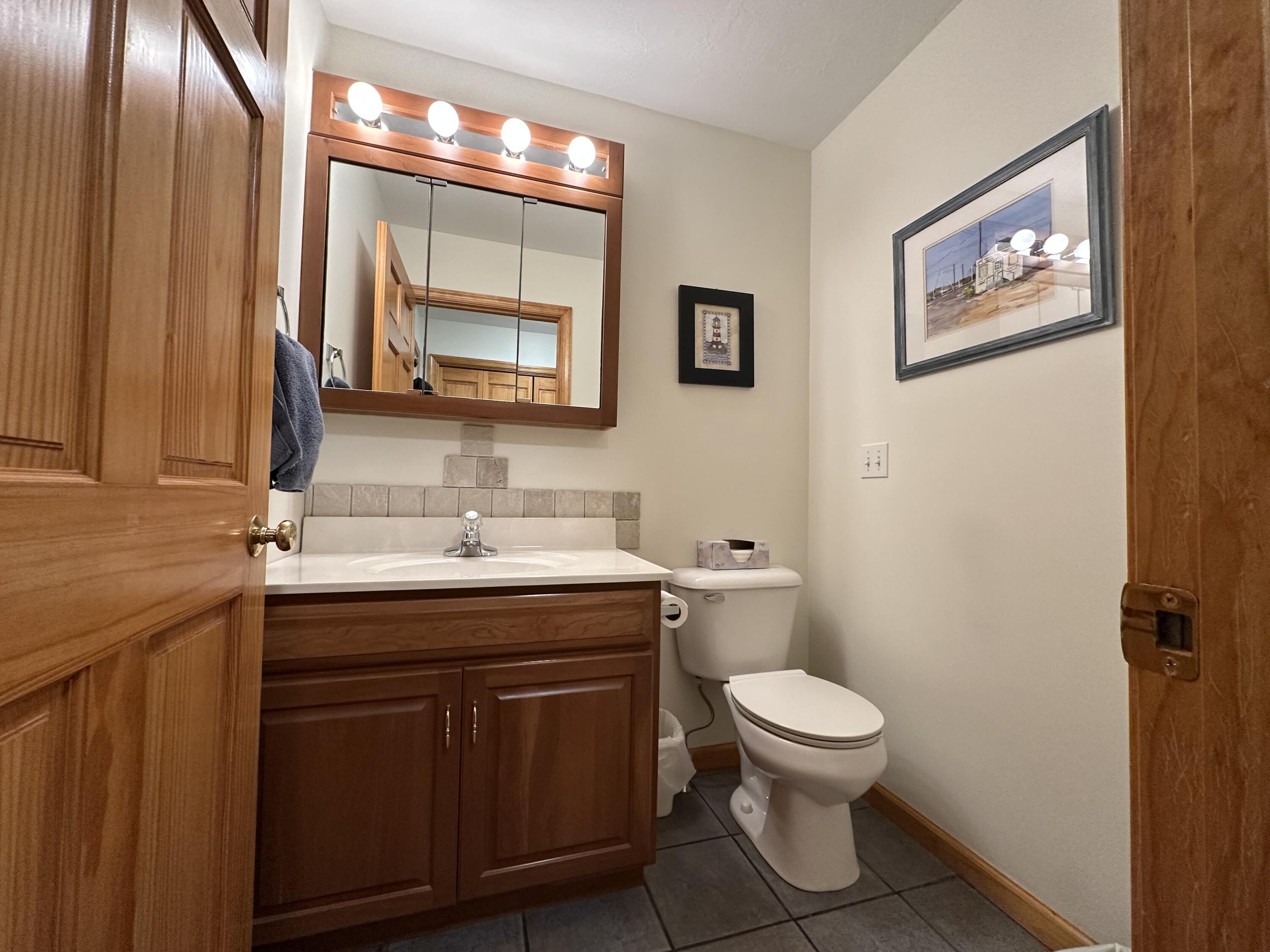 12 Gordon Lane Yarmouth MA 02675