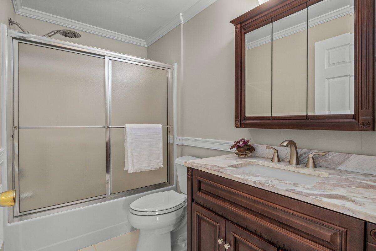 72 Bassett Lane Dennis MA 02639